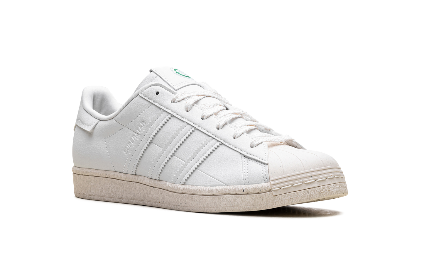 SUPERSTAR