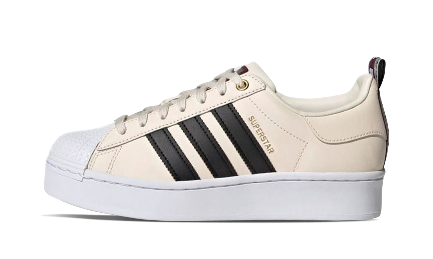 Superstar Bold WMNS "Wonder White"