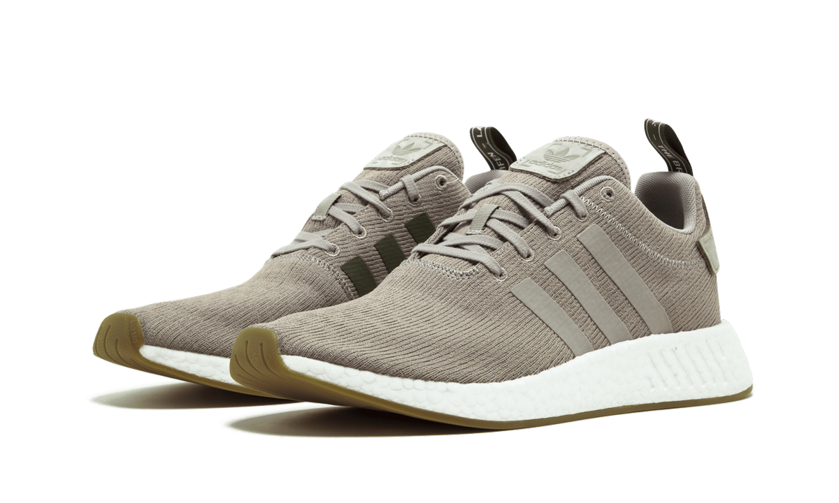 NMD R2