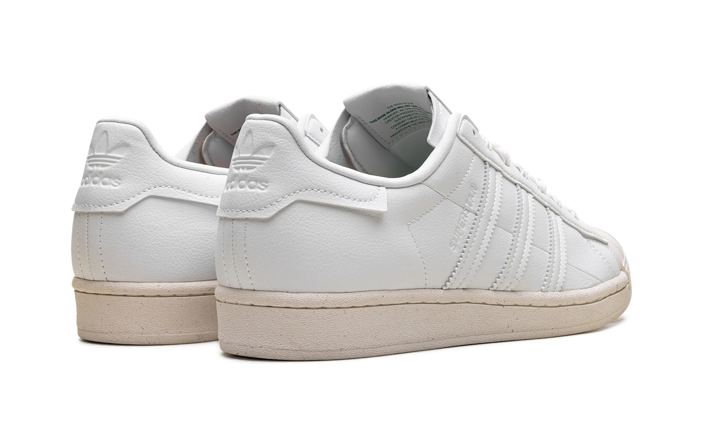 SUPERSTAR