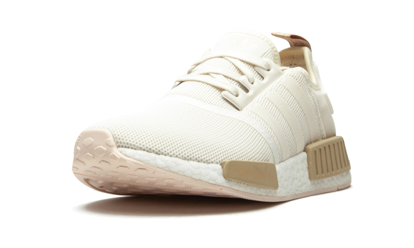 NMD_R1 W