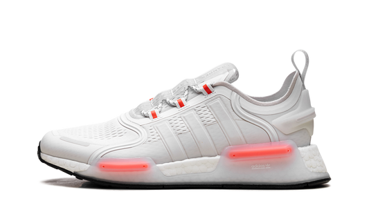 Adidas NMD V3 "Cloud White Crims"