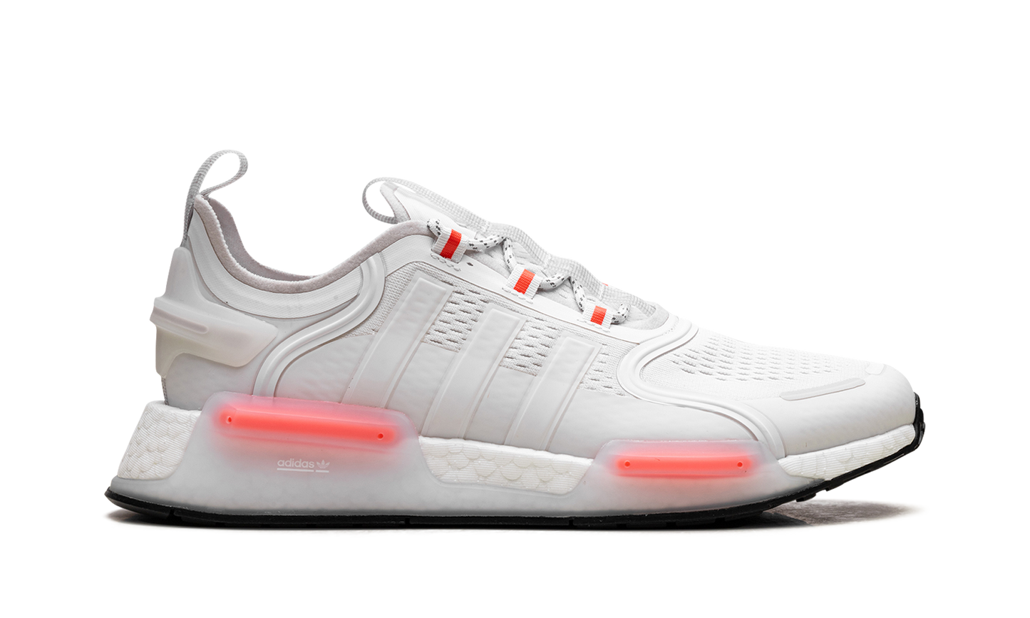 Adidas NMD V3 "Cloud White Crims"