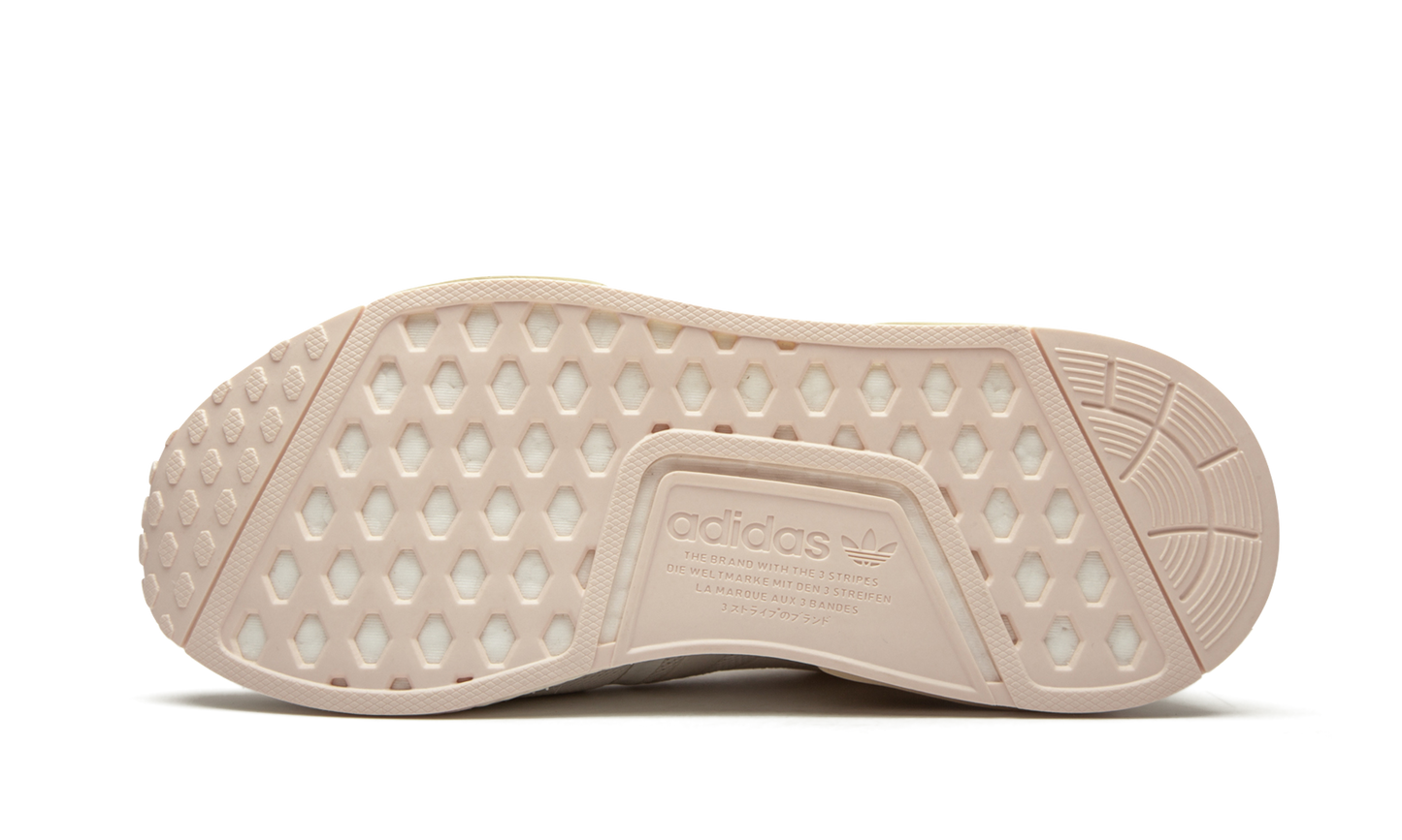 NMD_R1 W
