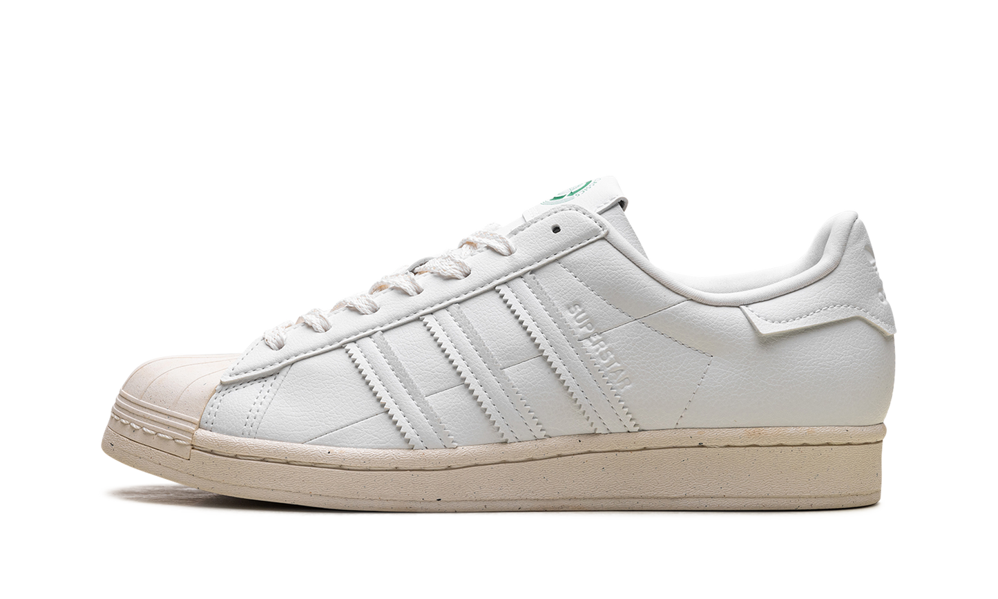 SUPERSTAR
